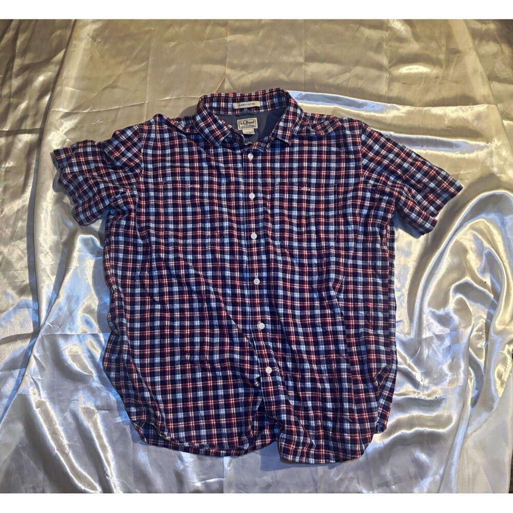 L.L. Bean Men's XL Plaid Button Down Shirt Slightly Fitted Short Sleeve Cotton R
